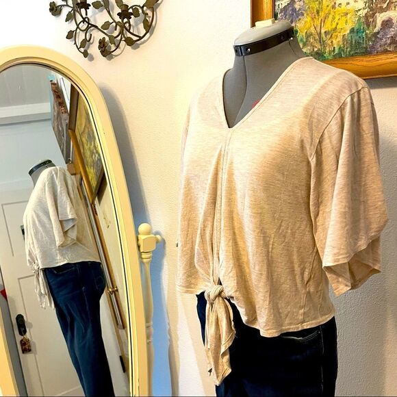 Harper Heritage Oatmeal cream top with tie front in M - Picture 1 of 10